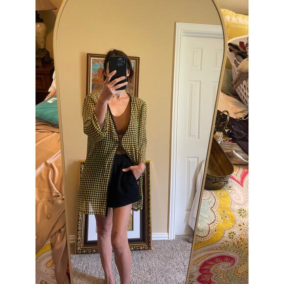 Yellow and black cover up one size - Picture 3 of 5